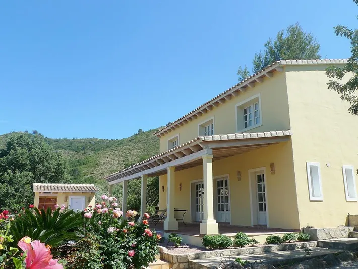 Casa de vacaciones para 6 personas, con piscina además de jardín y terraza - 1