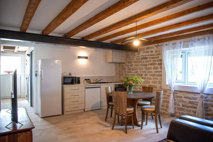 Gîte pour 4 personnes, avec jardin à Tournus - 3
