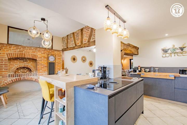 Gîte für 10 Personen, mit Terrasse und Pool sowie Garten in Burgund - 2