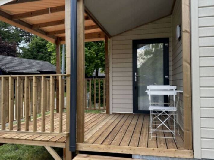 Mobil home pour 4 personnes, avec terrasse dans Office De Tourisme Challes Les Eaux
