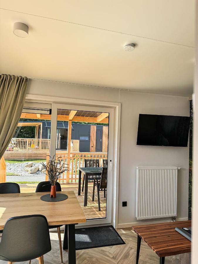 Lakeside Petzen Glamping in Karavanke in Pohorje, Feistritz ob Bleiburg