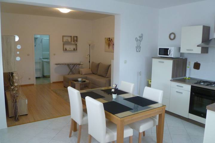 Ferienwohnung für 2 Personen, mit Balkon/Terrasse auf Dugi Otok