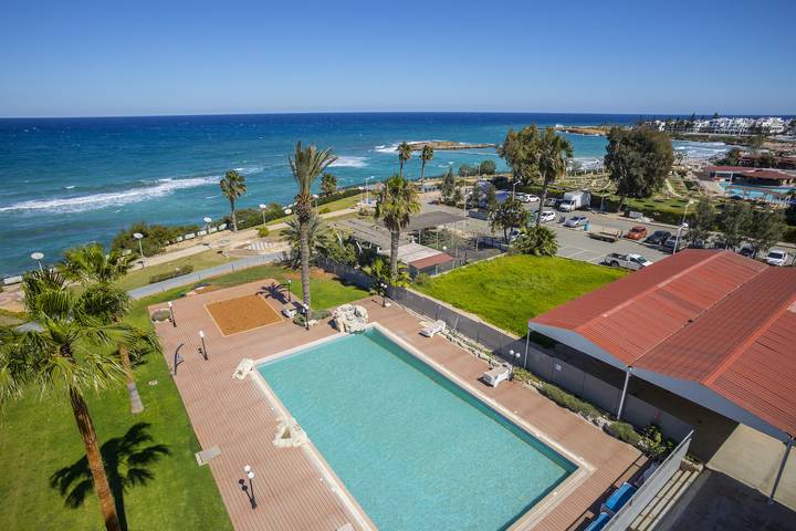 Apartment for 7 people, with Balcony and Pool in Protaras