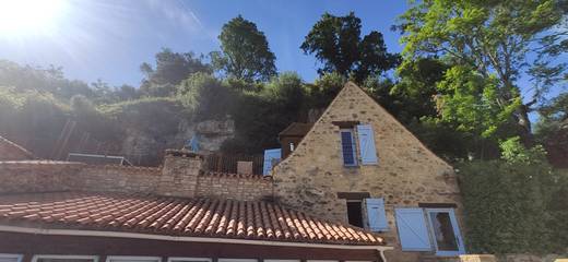 Gîte pour 3 personnes, avec jacuzzi et balcon à Domme