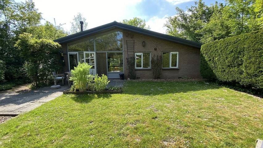 Bungalow für 4 Personen, mit Terrasse und Balkon/Terrasse in Zeeland - 2