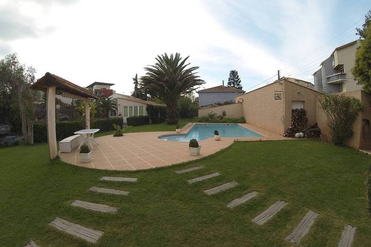 Gîte pour 4 personnes, avec piscine ainsi que terrasse et jardin à Agde - 4