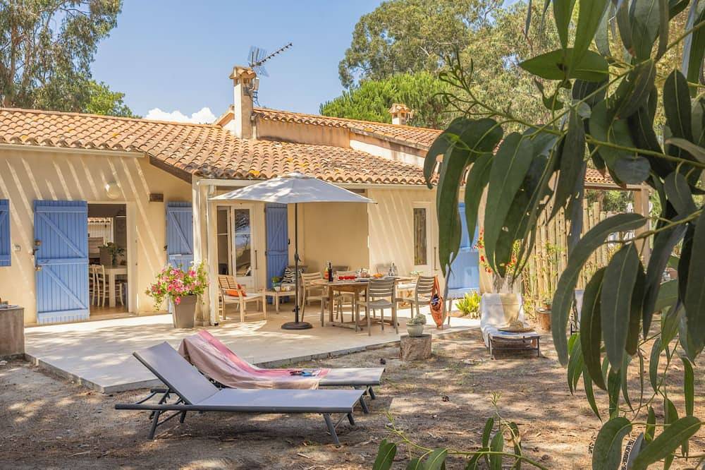 Maison les pieds dans l'eau: gîte 3 épis in Sorbo-Ocagnano, Arrondissement de Corte