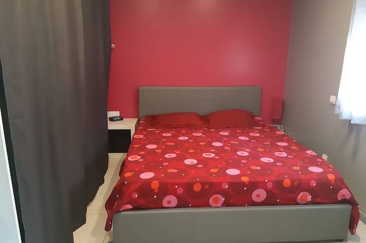 Location de vacances pour 5 personnes, avec jacuzzi ainsi que jardin et terrasse à Juvignac - 2