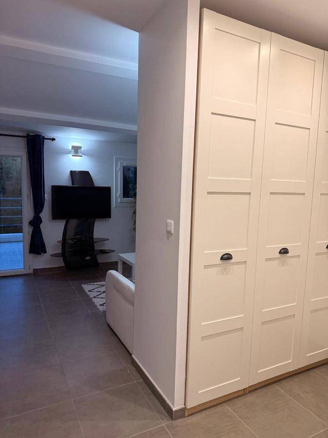 Gîte pour 3 personnes, avec vue et terrasse, animaux acceptés à Saze