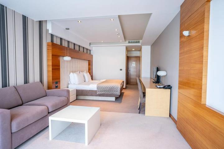 Hôtel pour 2 personnes, avec vue à Novi Sad - 2