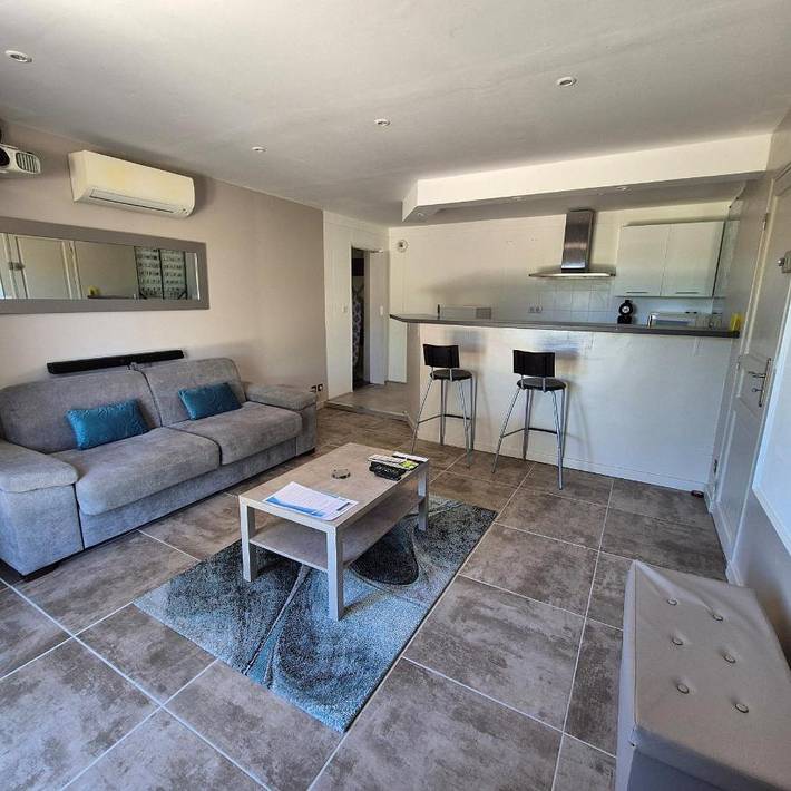 Gîte pour 2 personnes, avec terrasse à Saint-Jeannet - 2