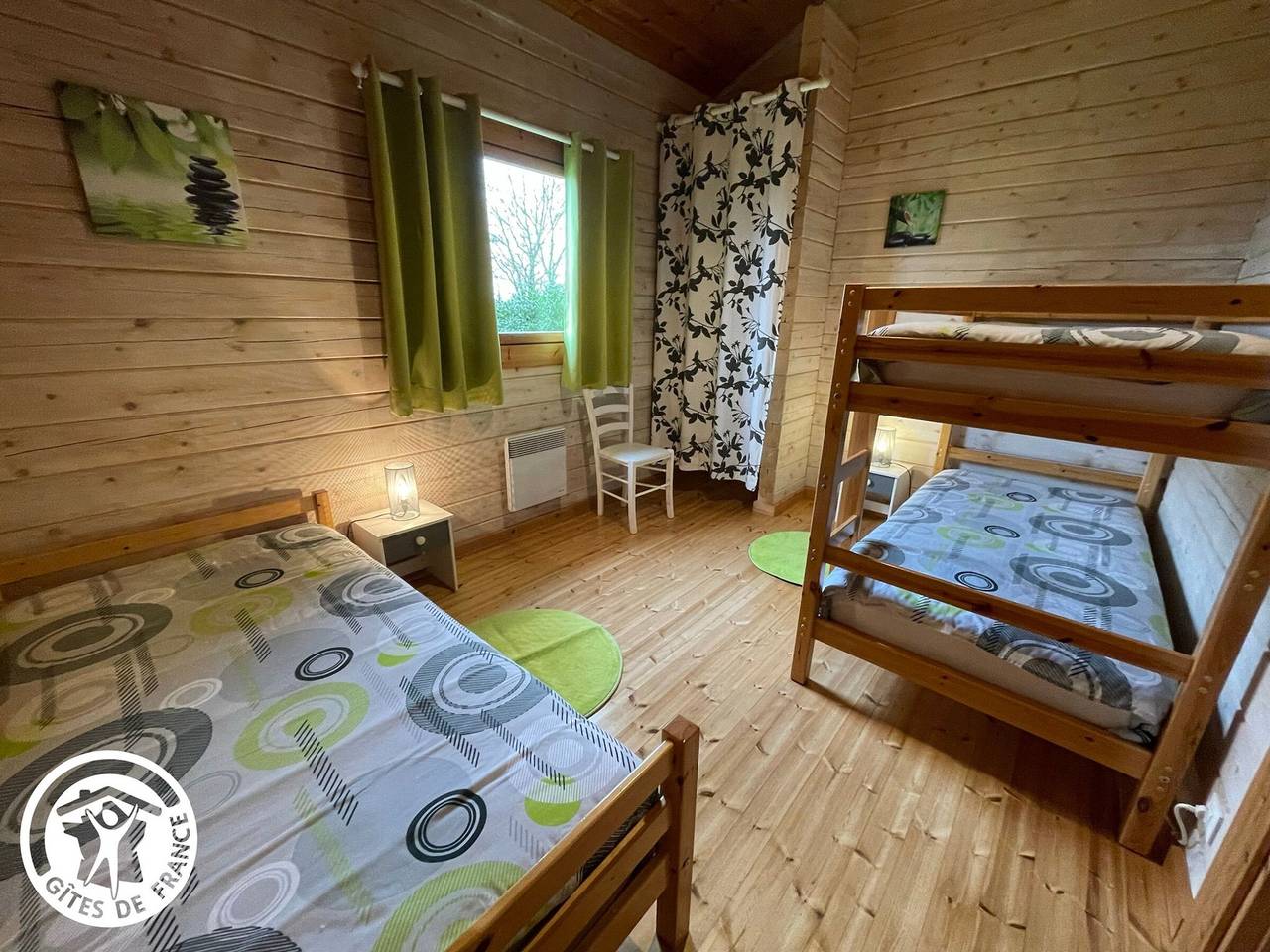 Charmante maison en bois pour 5 personnes avec terrasse et jardin in Réaumur (Vendée), Fontenay-le-Comte