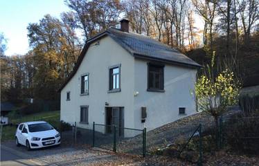 Gîte pour 8 personnes, avec jardin et vue dans Laforêt