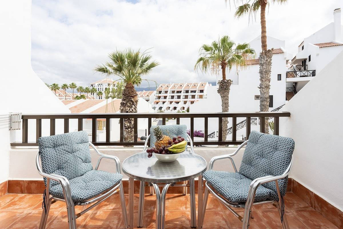 Apartamento entero, Home2Book Las Américas Beach & Pool in Playa del Búnker (Arona), Arona 