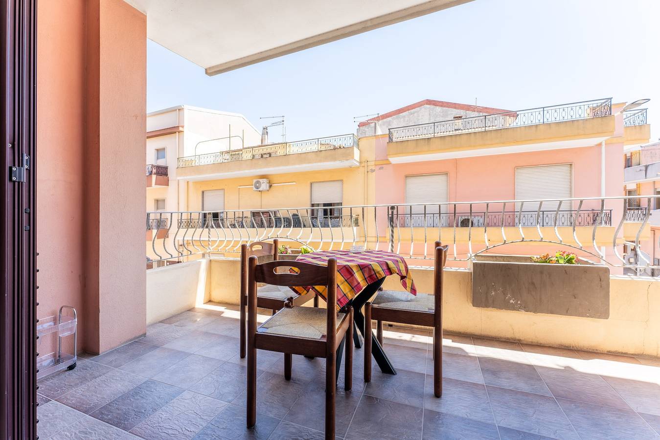 Casa vacanze 'Magy House' con terrazza privata in Quartu Sant'Elena, Campidano