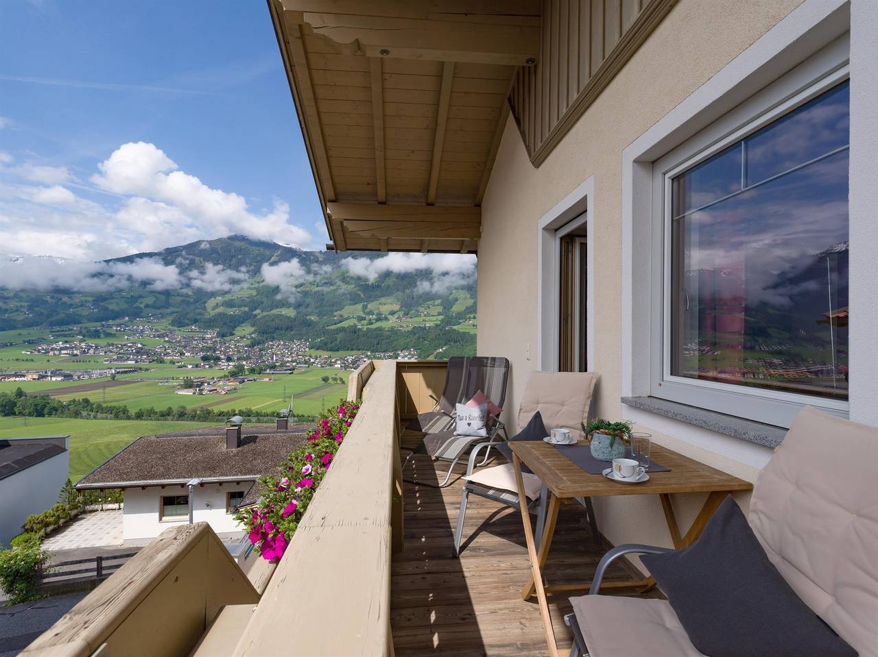 Ganze Ferienwohnung, Appartement 85 m2 in Hart im Zillertal, Bezirk Schwaz