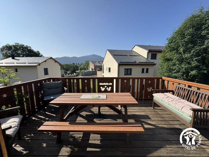 Gîte pour 6 personnes, avec terrasse, animaux acceptés