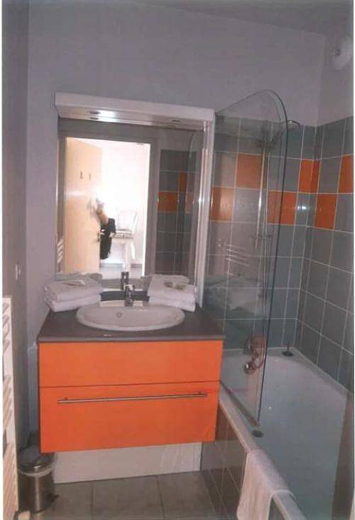 Gîte pour 4 personnes, avec piscine ainsi que vue et jardin à Juvignac - 2