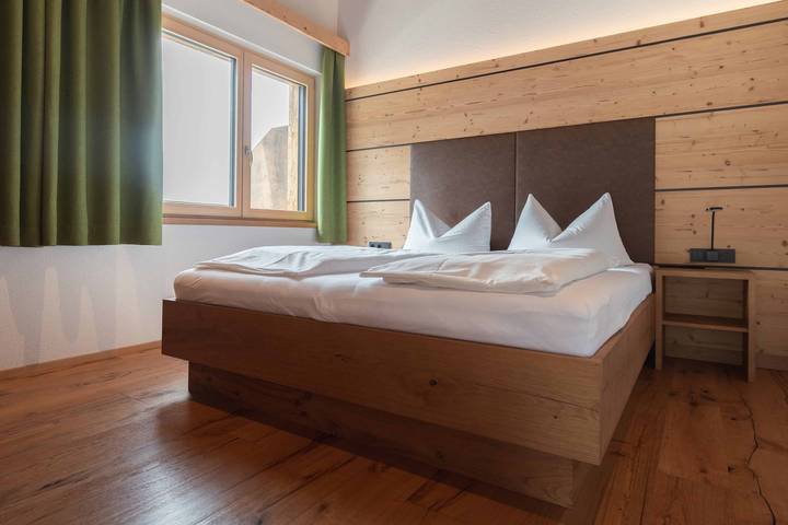Ferienwohnung für 6 Personen, mit Terrasse und Garten sowie Ausblick in Bichlbach - 4