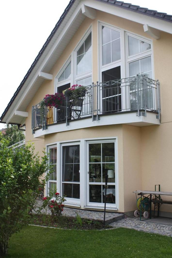 Ferienwohnung für 2 Personen, mit Balkon und Garten sowie Ausblick in Andechs