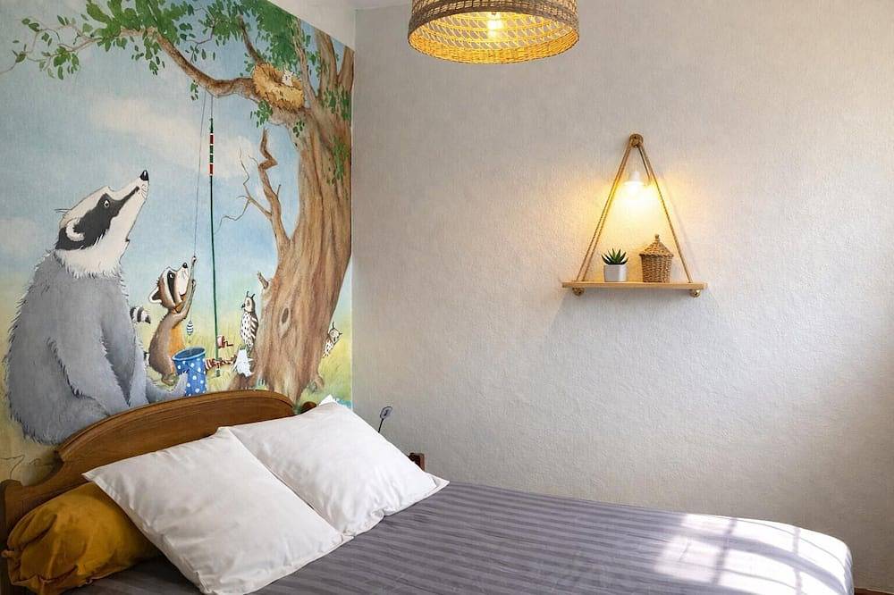 Villa La Graine de Vie with shared pool in Le Thoronet, Draguignan region