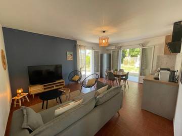 Villa pour 6 personnes, avec bassin pour enfant et jacuzzi ainsi que jardin et piscine à Saint-Palais-sur-Mer