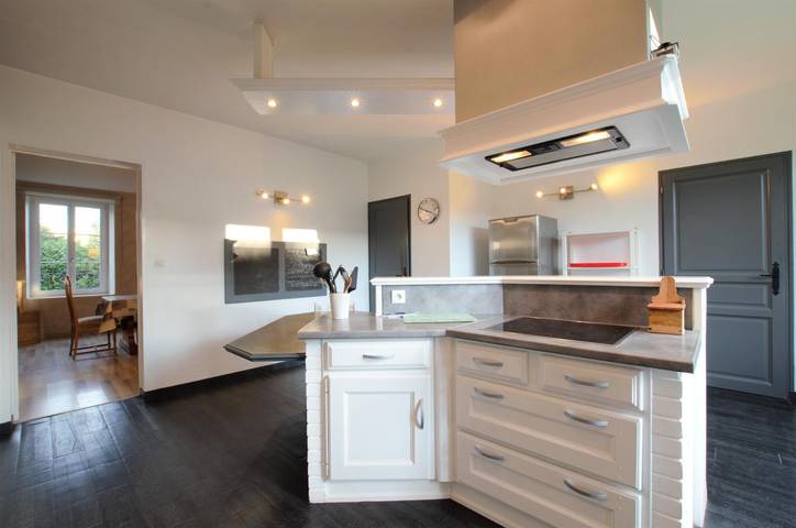 Gîte pour 15 personnes, avec piscine ainsi que jardin et terrasse dans l' Aube - 4