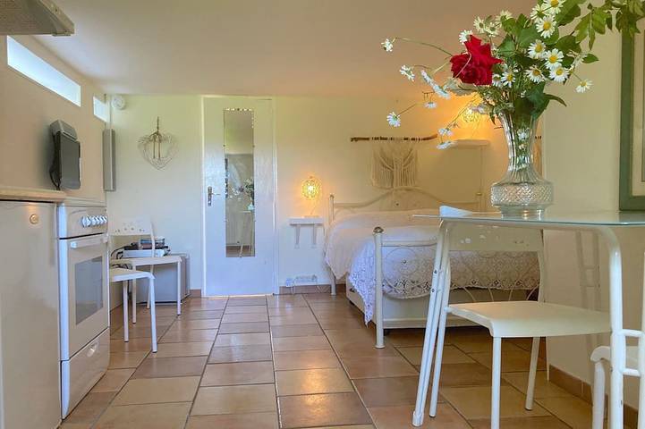 Gîte pour 2 personnes, avec balcon et jardin à Sussac - 3