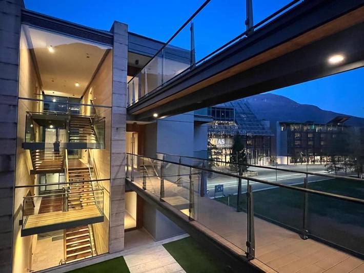 Ferienwohnung für 8 Personen, mit Balkon und Terrasse sowie Ausblick in Trient