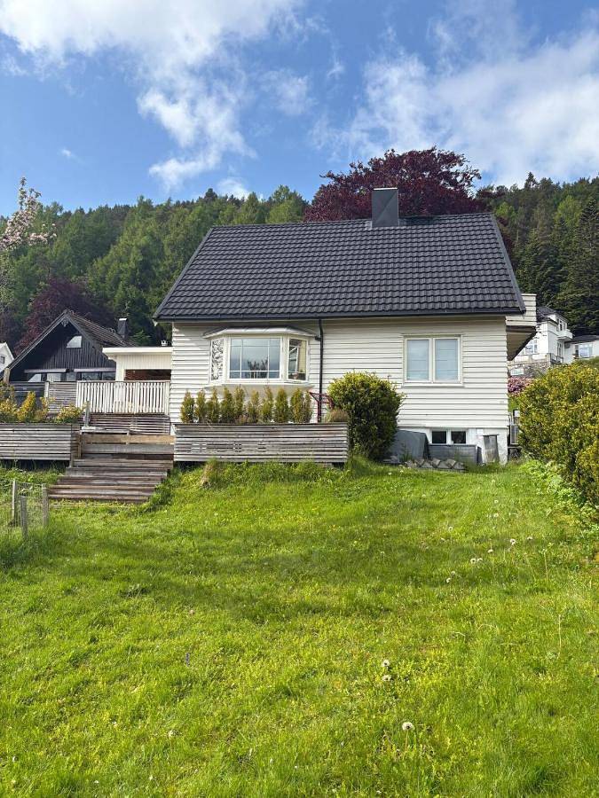 Villa für 9 Personen, mit Pool und Garten sowie Ausblick, mit Haustier in Ålesund - 3