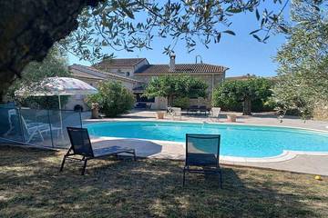 Location de vacances pour 8 personnes à Cavillargues