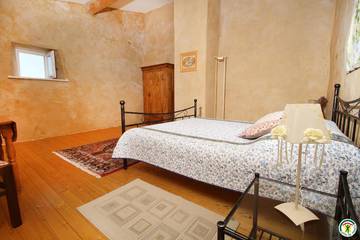 Gîte pour 2 Personnes dans La Garde-Adhémar, Région de nyons, Photo 3
