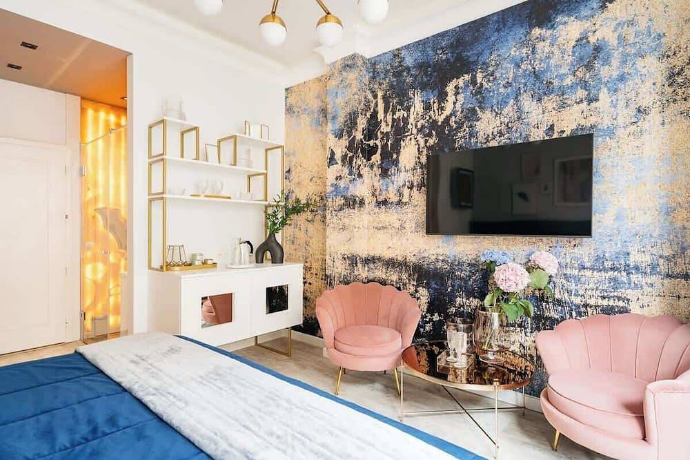 Ganze Wohnung, An unforgettable stay in a designer apartment in Krakau, Kleinpolen