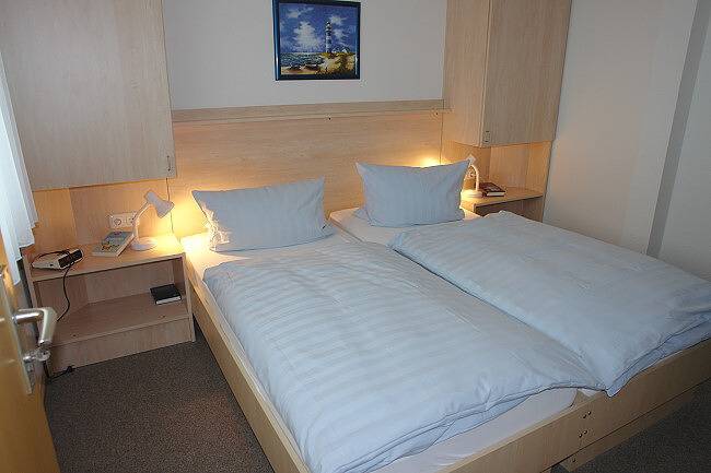 Appartement-Hotel Seeblick - Dz Doppelzimmer - Jadestr. 42 - 46 in Schillig Strand, Wangerland