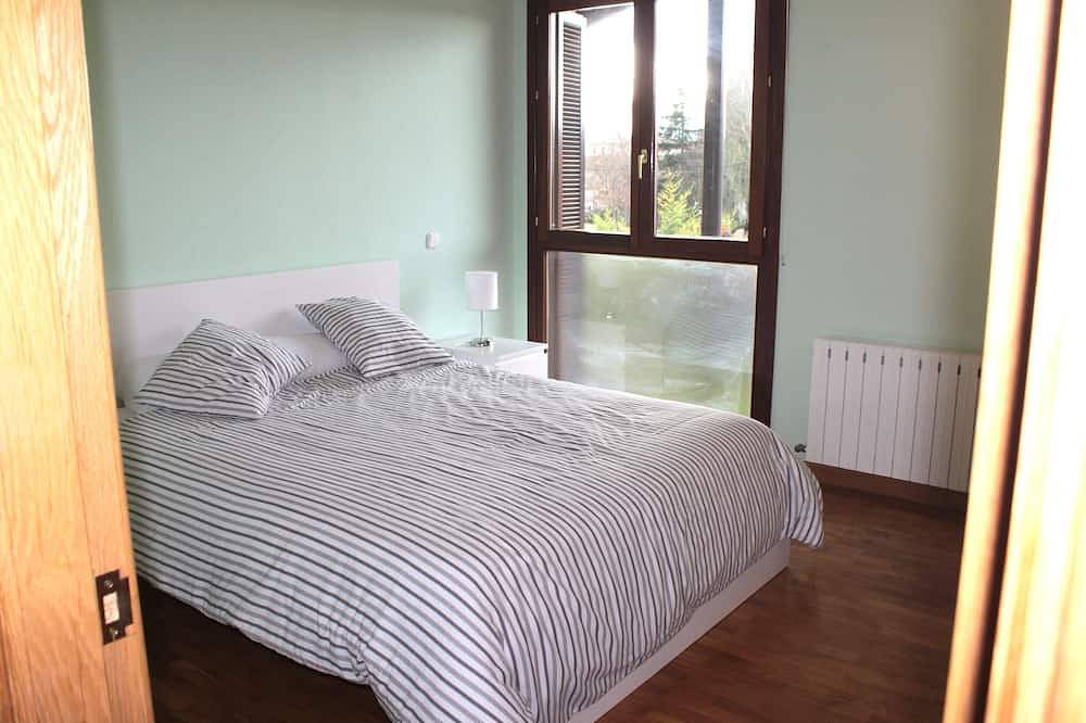 Sajazarra. Holiday home Detached villa 160 m / 2 very bright in Sajazarra, La Rioja Province