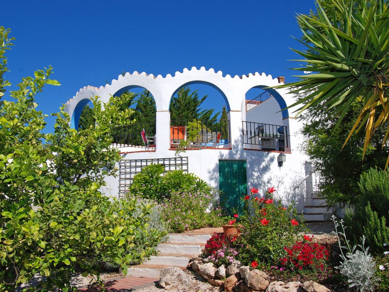 Finca "Brisas" mit Blick auf das Wasser in Comares, Provincia de Málaga