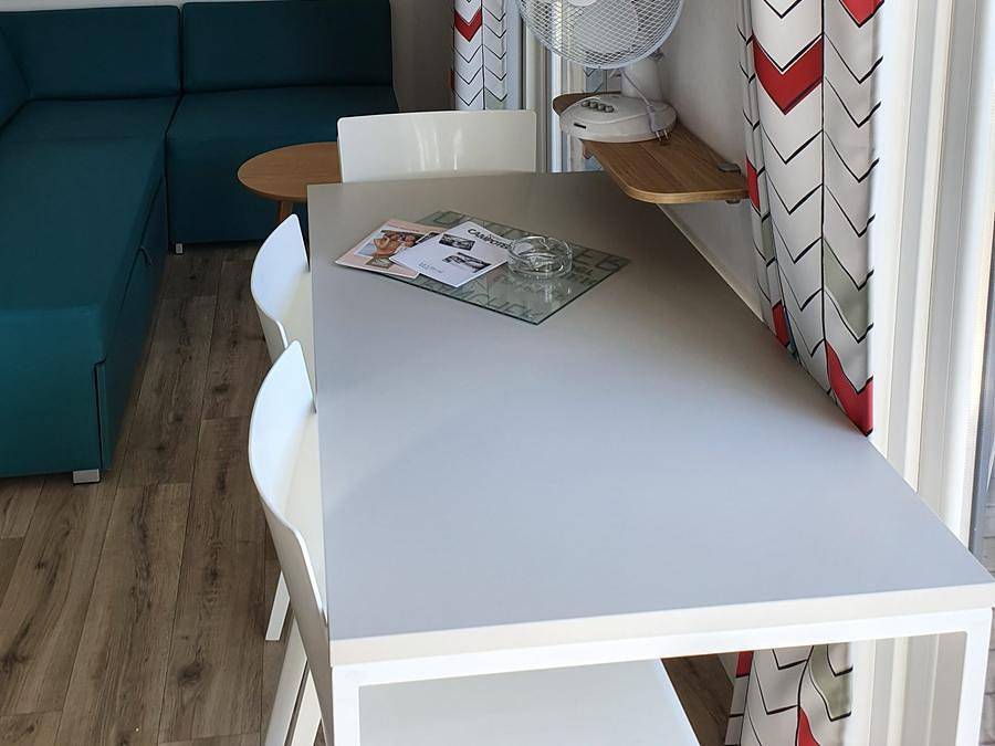 Camping Les Ormes, Domaine et Resort - Mobilhome 5 personas - Mercure Plus (Keller Travel) in Epiniac, Región de Saint-Malo