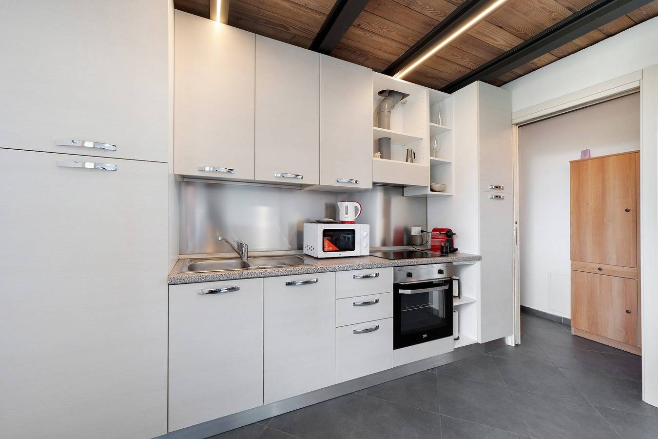 Ganze Wohnung, La Casa di Lillo Angera – Komfortables Apartment nahe dem Seeufer in Angera, Comune di Angera