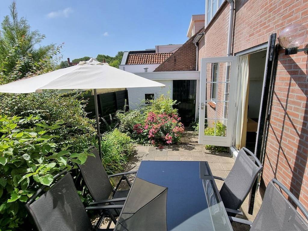 Vakantiehuis in Domburg met zwembad in Domburg, Walcheren