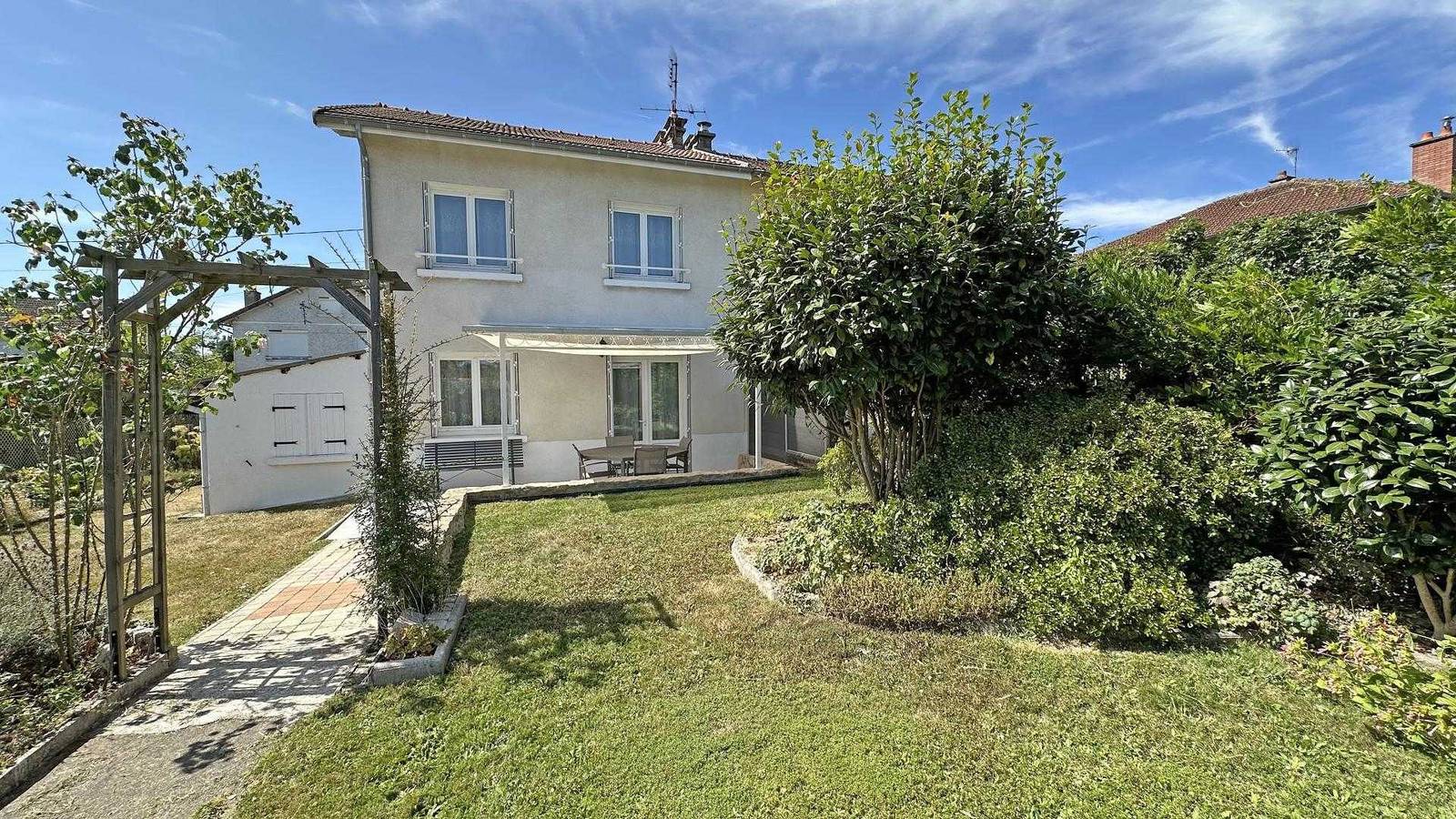 Le Magnolia in Couzeix, Limoges region