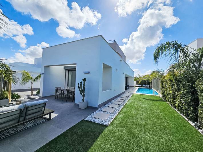 Apartamento para 10 personas, con Terraza y Jardín en Fuente del Gallo