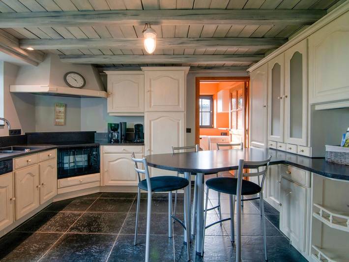 Location de vacances pour 8 personnes, avec terrasse et jardin à Vresse-sur-Semois - 2