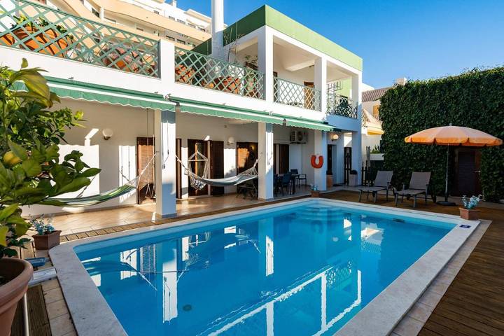 Villa pour 9 personnes, avec piscine ainsi que jardin et vue à Faro - 3