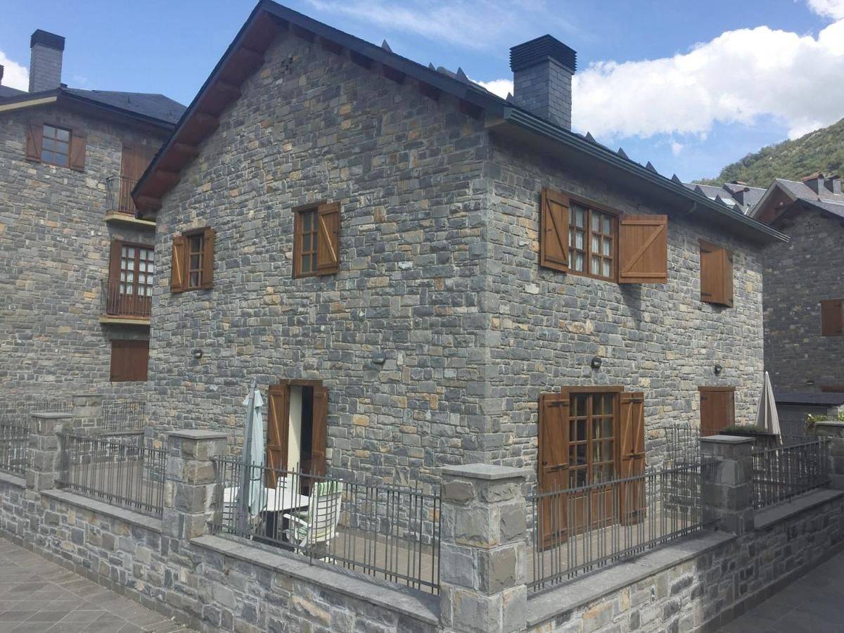 Apartamento entero, Unifamiliar El Pueyo de Jaca, Panticosa in Panticosa, Pirineos