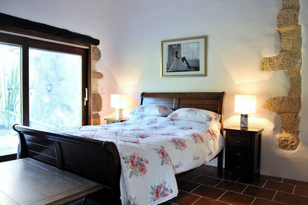 Conversion de grange fantastique près de Cordes sur Ciel avec 4 chambres et piscine in Itzac, Région d'Albi