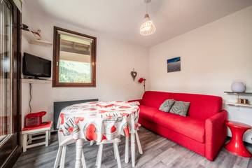 Location De Vacances pour 5 Personnes dans Mieussy, Région de Bonneville, Photo 2