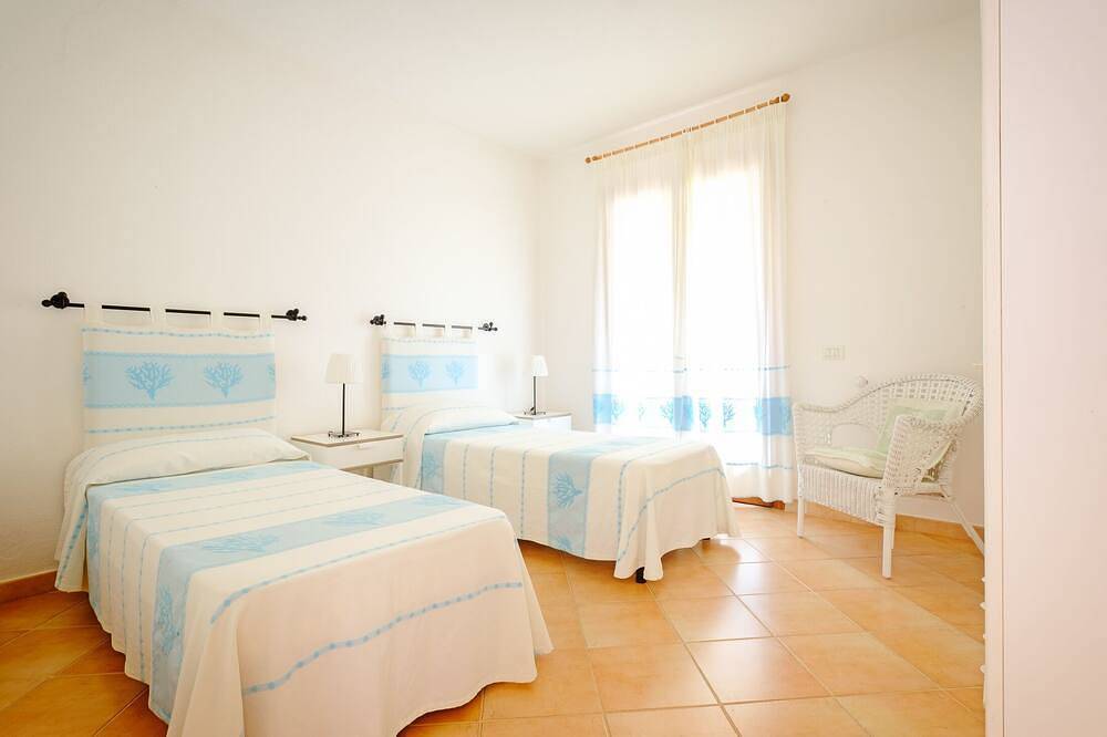 Villa Belvedere con vista panoramica sul mare in Sas Linnas Siccas, Orosei
