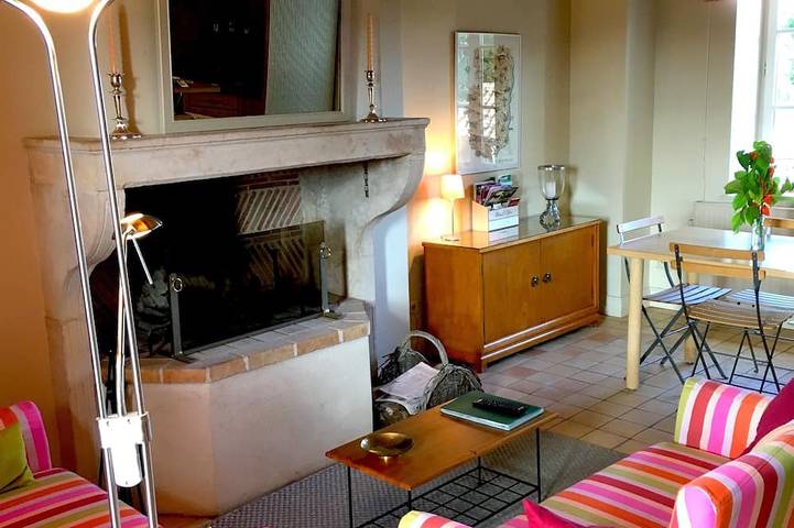 Gîte pour 3 personnes, avec balcon et jardin à Corcelles-en-Beaujolais - 4
