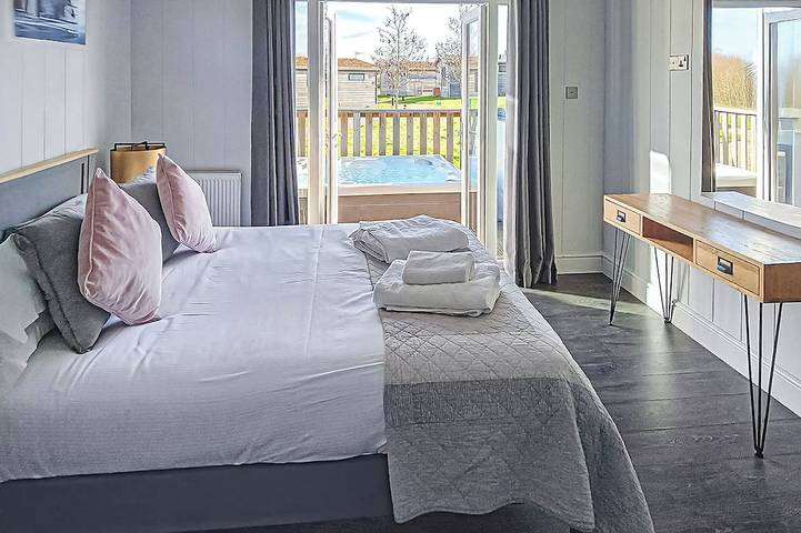 Alojamiento de 3 habitaciones en Newbury in Greenham, Berkshire