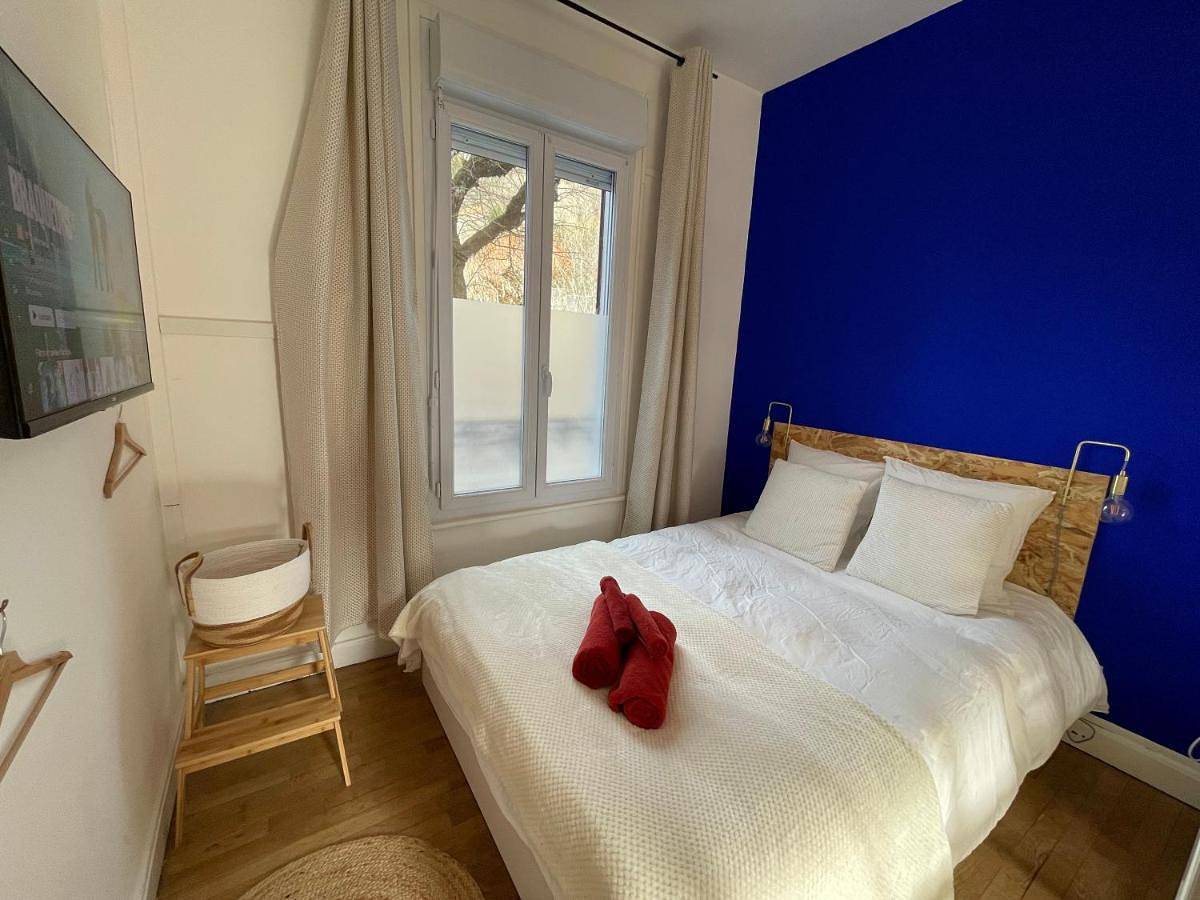 Appartement entier, One-Bedroom Apartment in Mont-Dore, Parc naturel régional des Volcans d'Auvergne